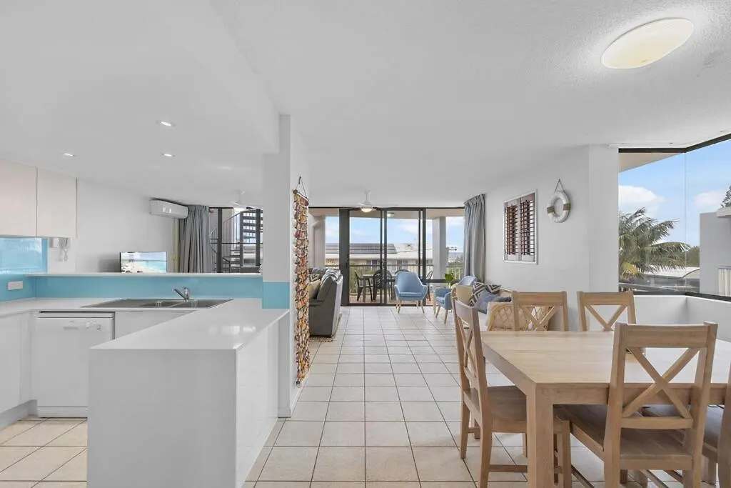 Salty Breeze - Rooftop Terrace & Jacuzzi Marcoola Apartment